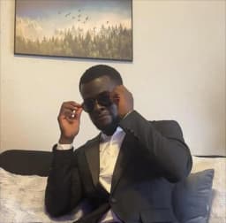 Professional photo of Enoch Twumasi